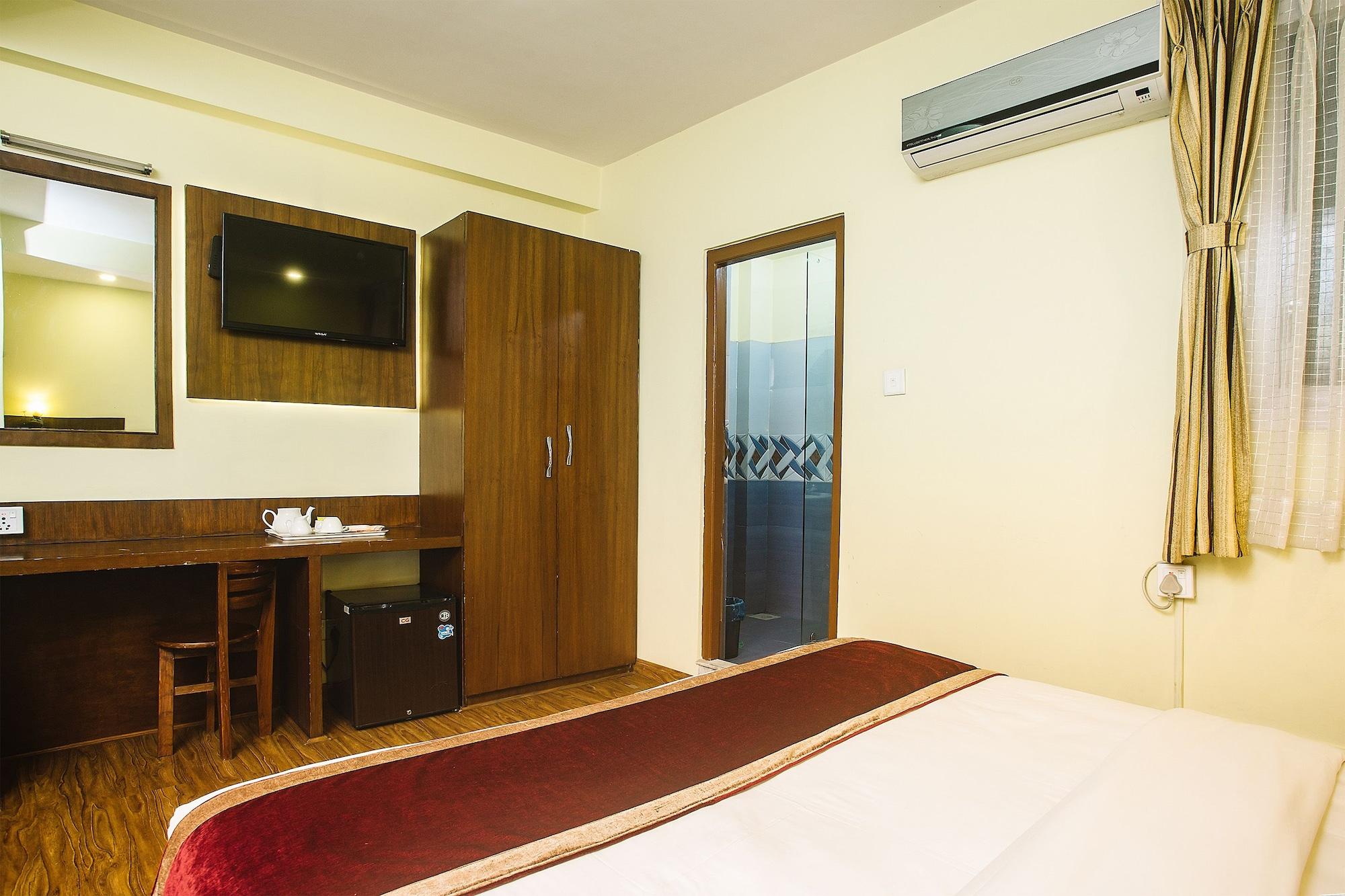 Backyard Hotel Kathmandu Exterior foto