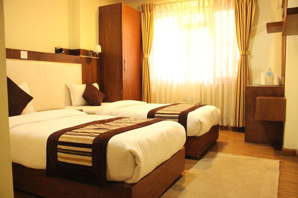 Backyard Hotel Kathmandu Exterior foto