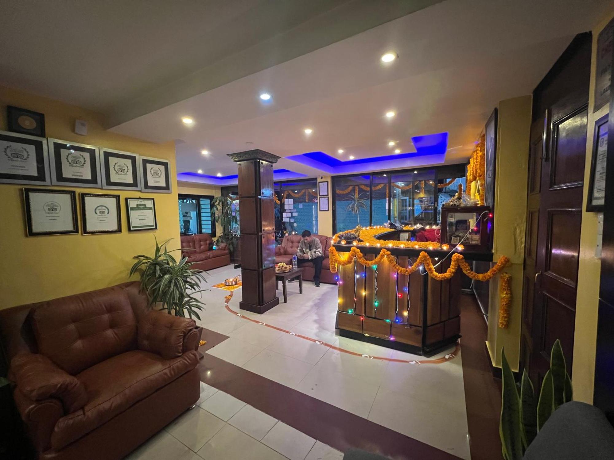 Backyard Hotel Kathmandu Exterior foto
