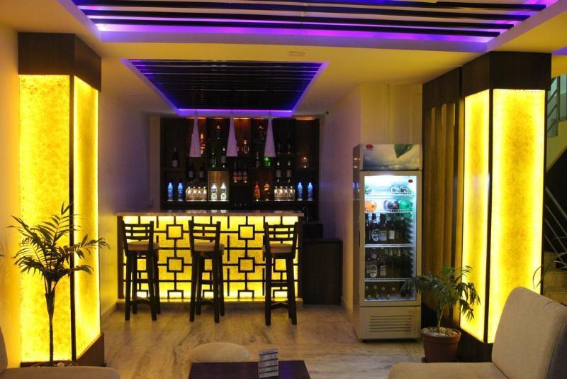 Backyard Hotel Kathmandu Exterior foto