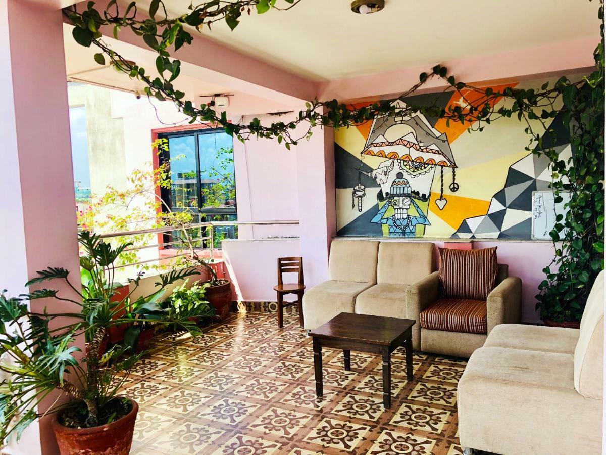 Backyard Hotel Kathmandu Exterior foto